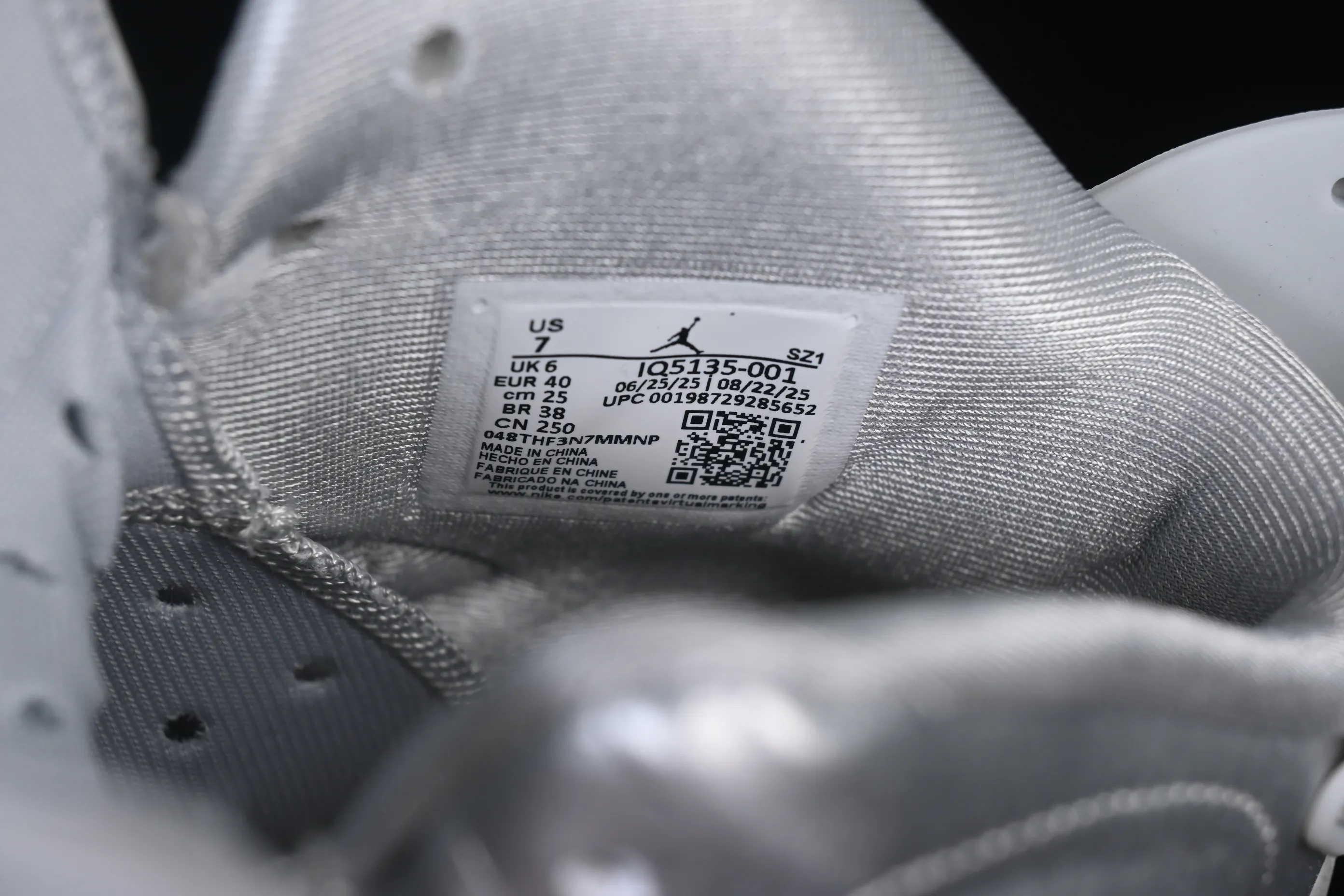 All categories Air Jordan Jordan series basketball shoes Air Jordan 6 PSG x Air Jordan 6 Retro AJ6 Joe 6 Liquid Silver Paris IQ5135-010